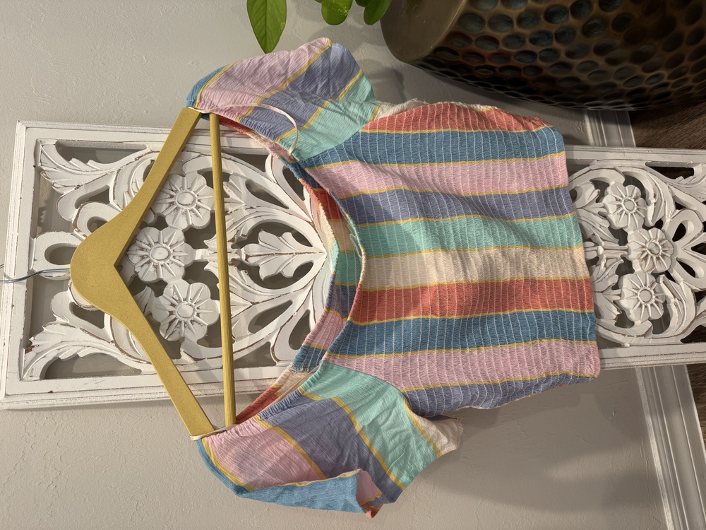 Colorful O’Neill top.